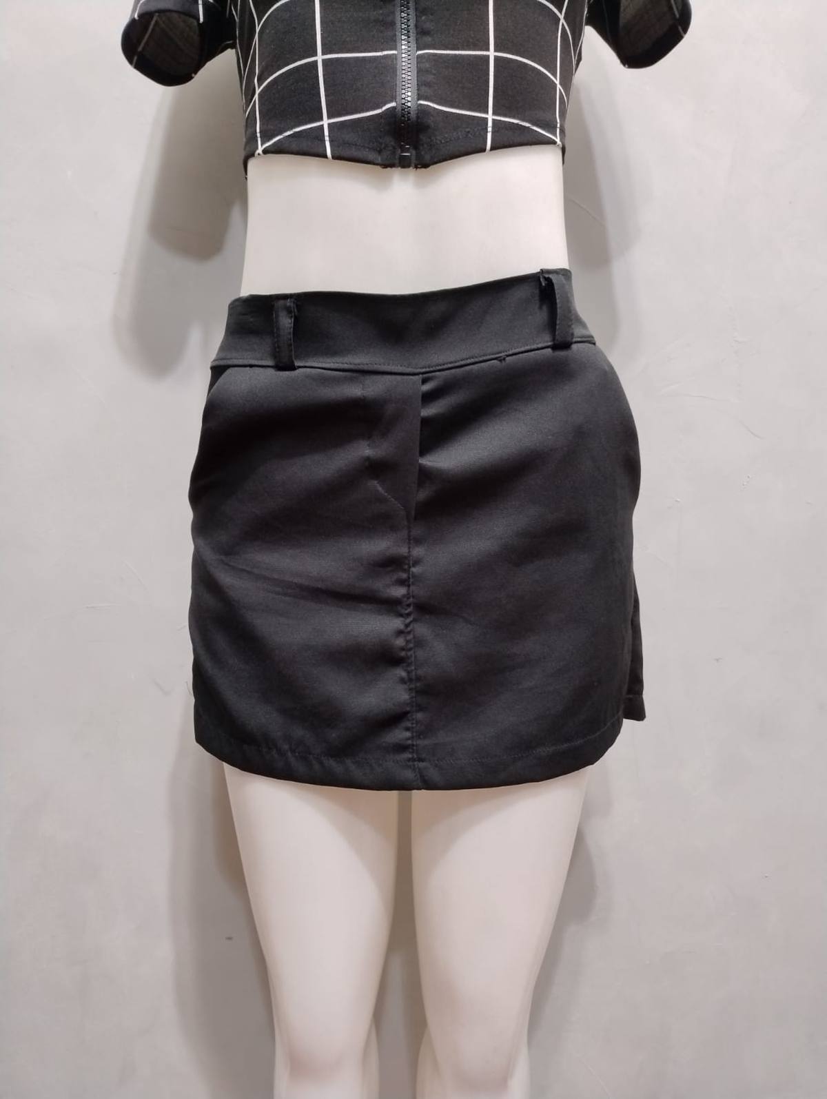Short saia